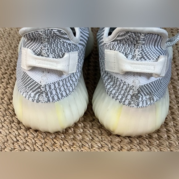 Adidas Yeezy Boost 350s hhh350 Static Non-Reflective - Picture 2 of 4